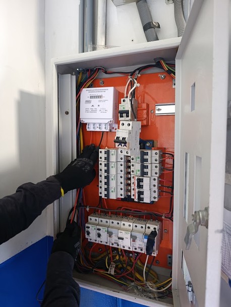 Nueva acometida eléctrica en nave LimaHub